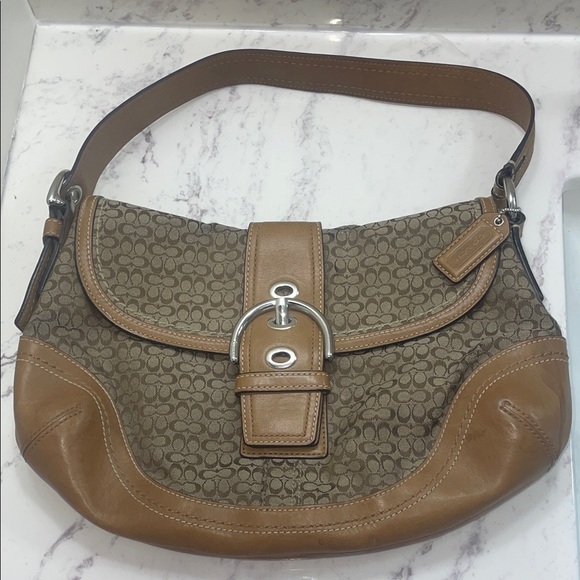 Coach tan signature SoHo Flap Shoulder Bag LARGE - Picture 1 of 6